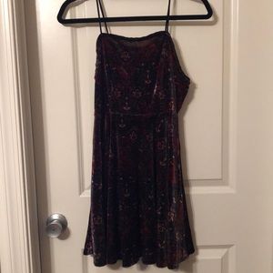 URBAN OUTFITTERS DRESS